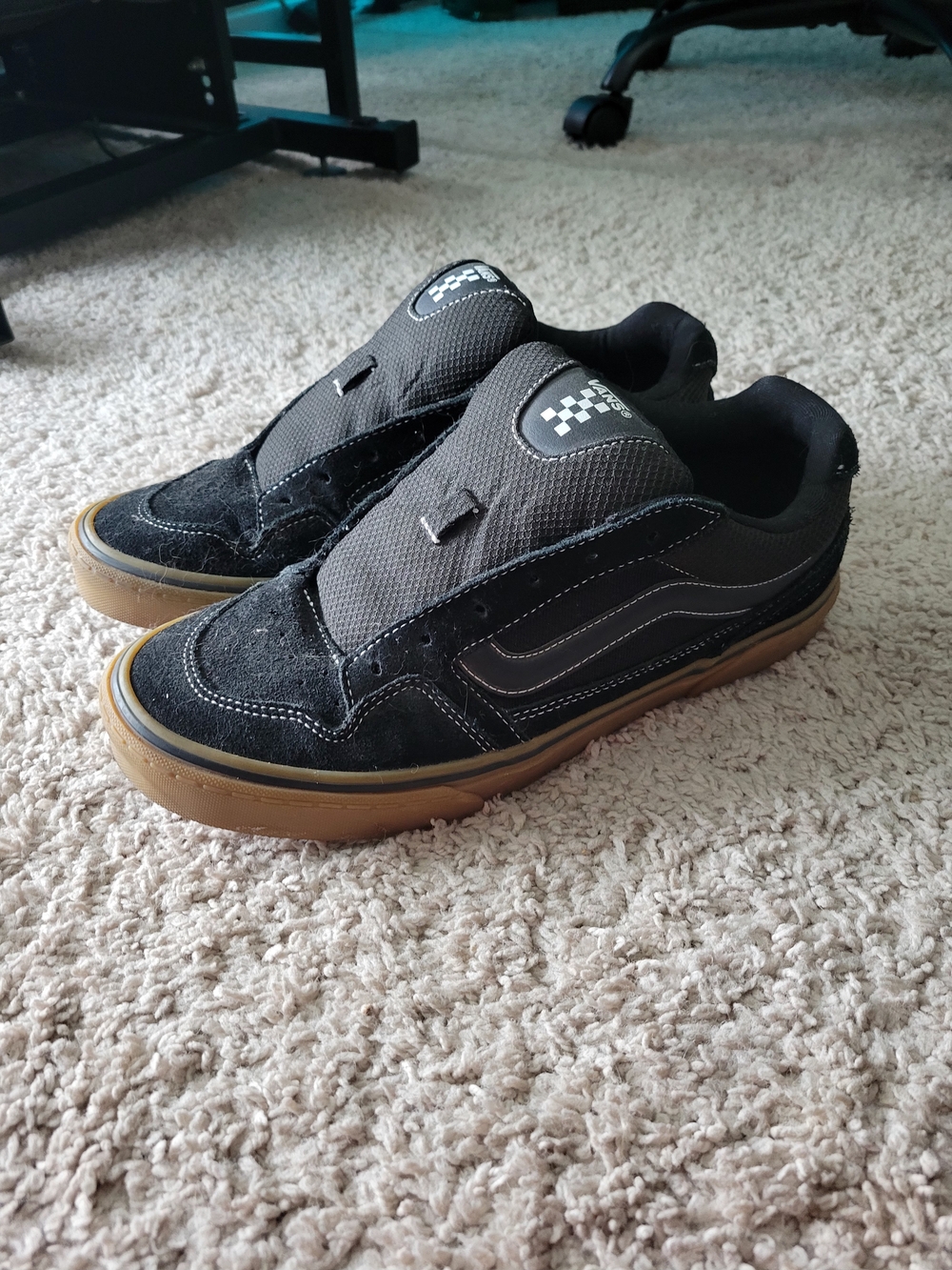 Black Skate Shoes with Gum Sole